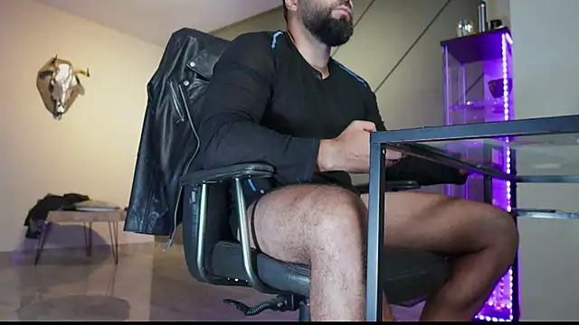 mattmasterss online show from September 9, 2025, 12:43 am