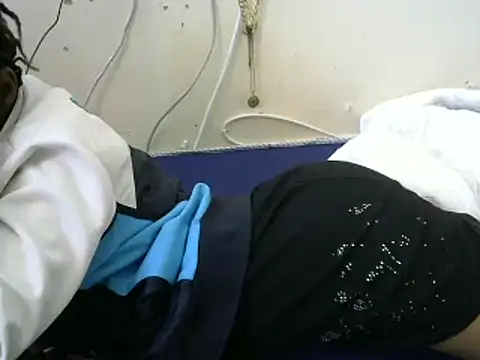 Ma-yolo001 online show from February 9, 2025, 8:22 am