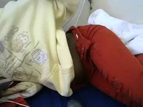 Ma-yolo001 online show from February 26, 2025, 7:09 am