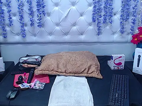 Brith Adams online show from February 6, 2025, 2:33 am