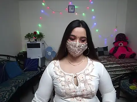 Arushisingh8888 online show from February 12, 2025, 8:49 am