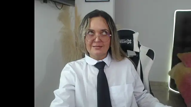 samy vsn online show from November 17, 2025, 7:52 pm