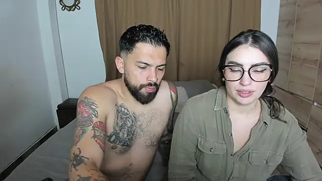 Snapshot of teseo_and_afroditha_ chatting on January 10, 2025, 3:07 am teseo and afroditha online show from January 10, 2025, 3:07 am