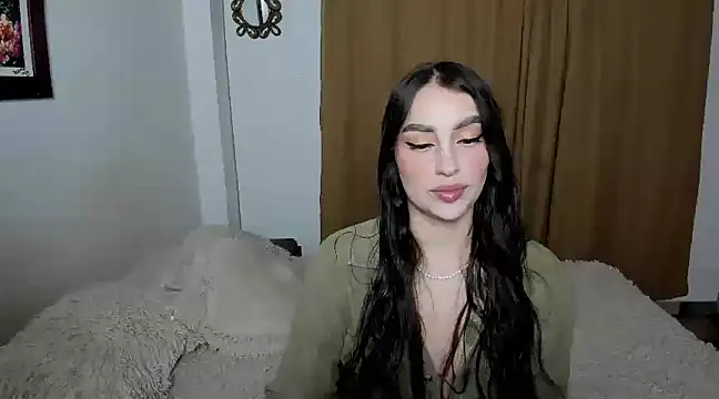 Snapshot of teseo_and_afroditha_ chatting on March 14, 2025, 4:32 am teseo and afroditha online show from March 14, 2025, 4:32 am