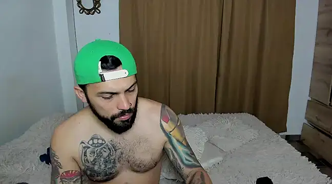 Snapshot of teseo_and_afroditha_ chatting on March 18, 2025, 7:30 am teseo and afroditha online show from March 18, 2025, 7:30 am