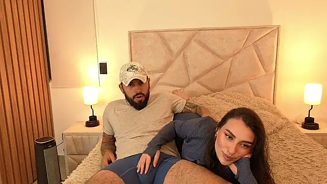 Snapshot of teseo_and_afroditha_ chatting on October 15, 2025, 1:50 am teseo and afroditha online show from October 15, 2025, 1:50 am