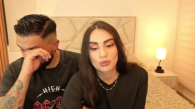 Snapshot of teseo_and_afroditha_ chatting on October 21, 2025, 4:24 am teseo and afroditha online show from October 21, 2025, 4:24 am