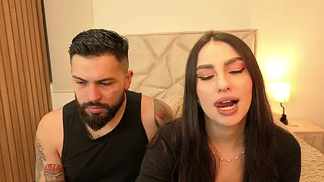 Snapshot of teseo_and_afroditha_ chatting on December 5, 2025, 5:27 am teseo and afroditha online show from December 5, 2025, 5:27 am