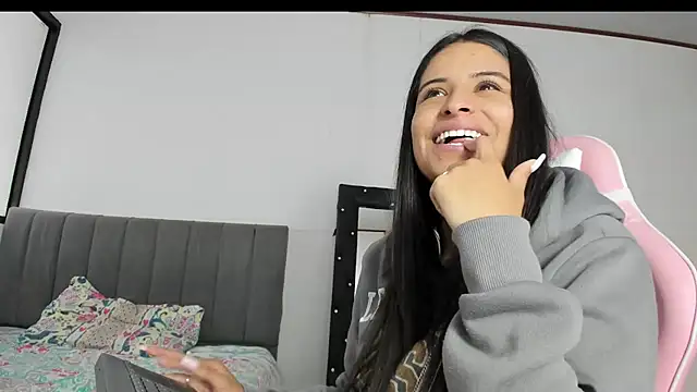  elektrah online show from February 19, 2025, 5:38 pm