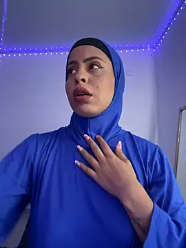 JannaNader12 online show from February 13, 2025, 10:54 pm