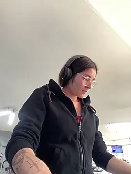 Princ3ssgabi online show from March 14, 2025, 9:21 pm