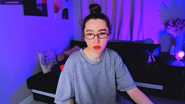 Lily xBabe online show from November 23, 2025, 7:41 am