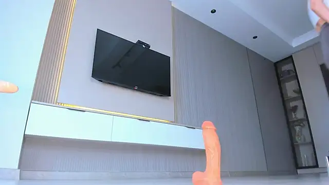 Cherrypie 001 online show from November 29, 2025, 6:16 am