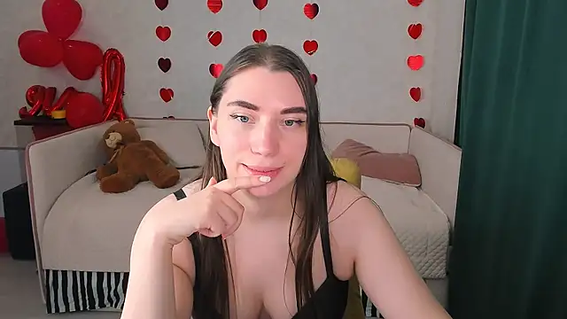 pussyhome2407 online show from February 23, 2025, 6:01 pm