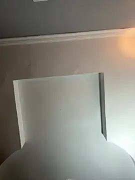 emiss  online show from March 16, 2025, 3:39 pm