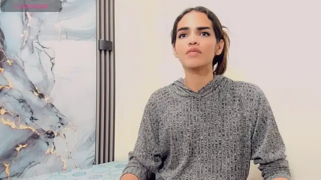 Rubi 30 online show from November 23, 2025, 2:00 am