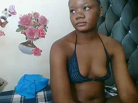 HotJeylee online show from March 7, 2026, 4:37 pm