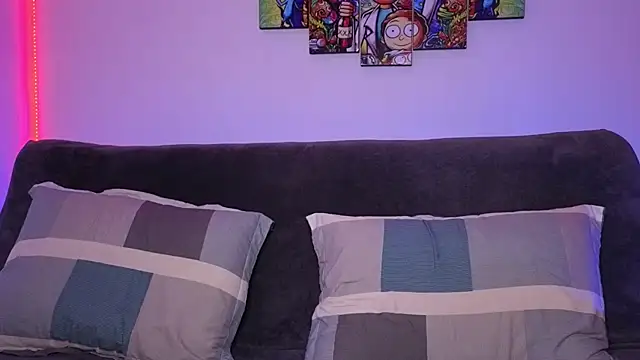 Snapshot of catalina_y_tylerjhons chatting on January 17, 2025, 5:42 am catalina y tylerjhons online show from January 17, 2025, 5:42 am