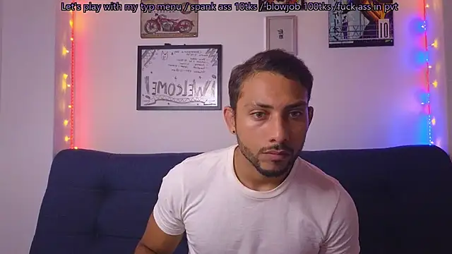 Snapshot of catalina_y_tylerjhons chatting on February 6, 2025, 2:00 am catalina y tylerjhons online show from February 6, 2025, 2:00 am