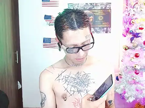 deivid estrada online show from December 12, 2024, 6:42 pm