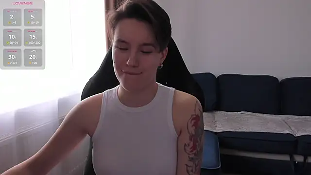 JessieFlower online show from October 10, 2025, 8:02 am