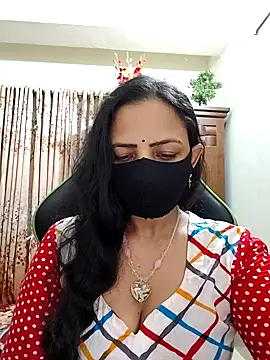 Snapshot of Payel-Sen chatting on April 18, 2026, 12:20 pm Payel-Sen online show from April 18, 2026, 12:20 pm