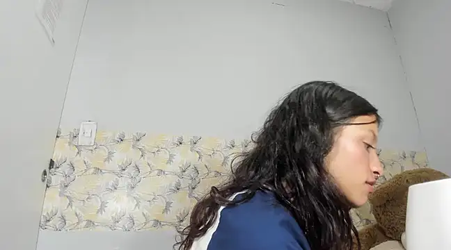 Emma-Wilson online show from February 3, 2025, 8:02 am