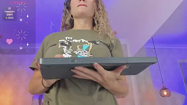 Shantall   online show from February 10, 2025, 10:53 am