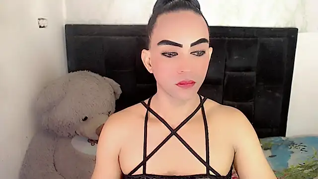 Michell Queen online show from November 14, 2025, 6:34 am