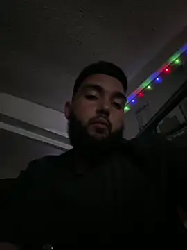 bigdickgio6923 online show from December 9, 2024, 4:34 am