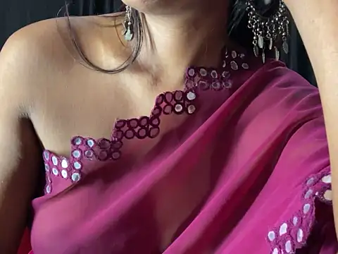 Sexy trisha  7 online show from January 9, 2025, 9:16 pm