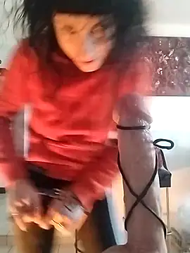 freyamoret online show from January 4, 2025, 7:55 am