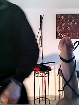 freyamoret online show from January 14, 2025, 3:47 pm