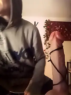 freyamoret online show from March 15, 2025, 4:46 am