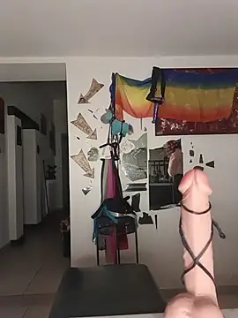 freyamoret online show from March 18, 2026, 3:53 am