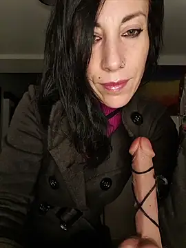 freyamoret online show from March 30, 2026, 2:56 am