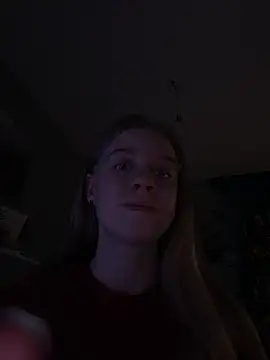 candy maggie online show from November 21, 2025, 4:16 pm