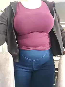 KristenVega online show from March 6, 2025, 12:19 pm