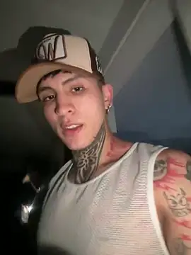 Snapshot of _Tomy08calderon chatting on January 18, 2025, 12:46 am  Tomy08calderon online show from January 18, 2025, 12:46 am