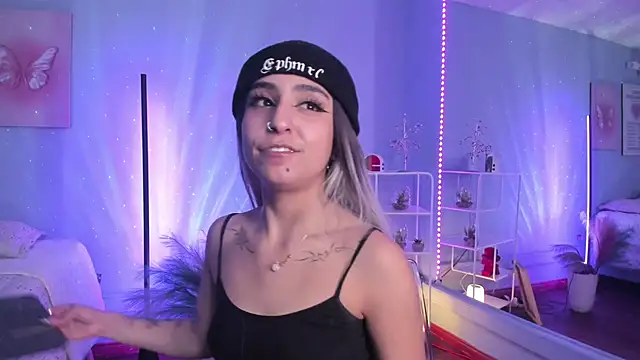 MaveParks  online show from October 15, 2025, 11:43 am