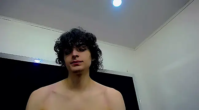 Sr BonnyEthan online show from January 21, 2025, 1:22 pm