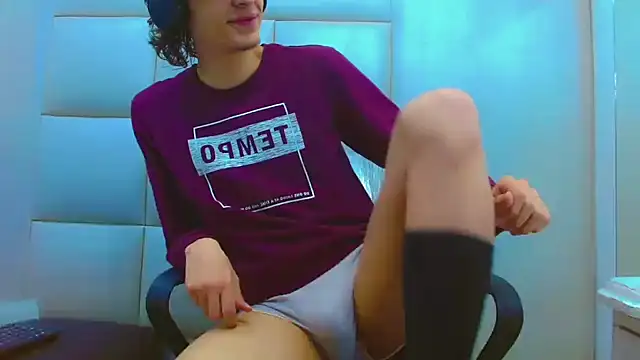 Sr BonnyEthan online show from February 26, 2026, 12:59 pm