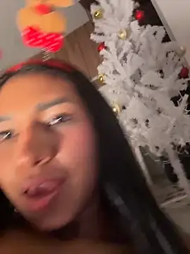 Barbiebrunette  online show from December 16, 2025, 7:24 am