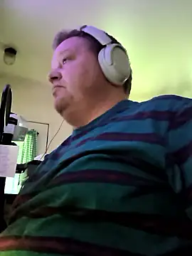 jrsexy83 online show from April 2, 2026, 2:15 pm