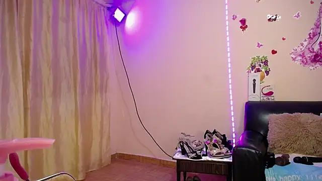 ashlei  online show from January 12, 2025, 12:28 am