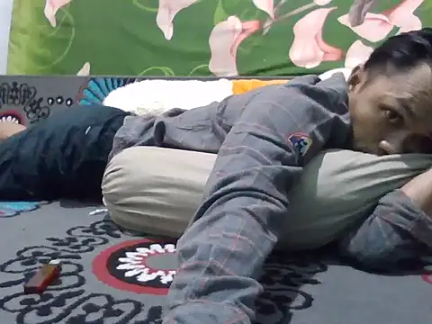 jojokom99 online show from January 9, 2026, 10:40 am