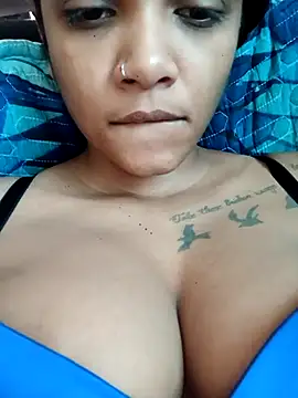 Indianqueen03 online show from December 3, 2025, 10:46 am