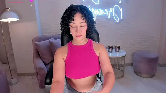 Snapshot of AlessaRomero chatting on March 3, 2025, 8:00 pm AlessaRomero online show from March 3, 2025, 8:00 pm
