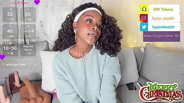 Snapshot of Miss_westt_ chatting on December 27, 2024, 3:53 am Miss westt  online show from December 27, 2024, 3:53 am