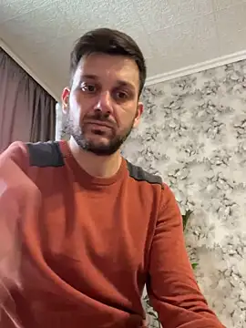 MaeltraJoy online show from February 3, 2025, 10:47 am